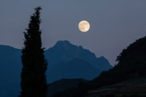 moon birth story